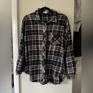 Classic Black plaid flannel button up
